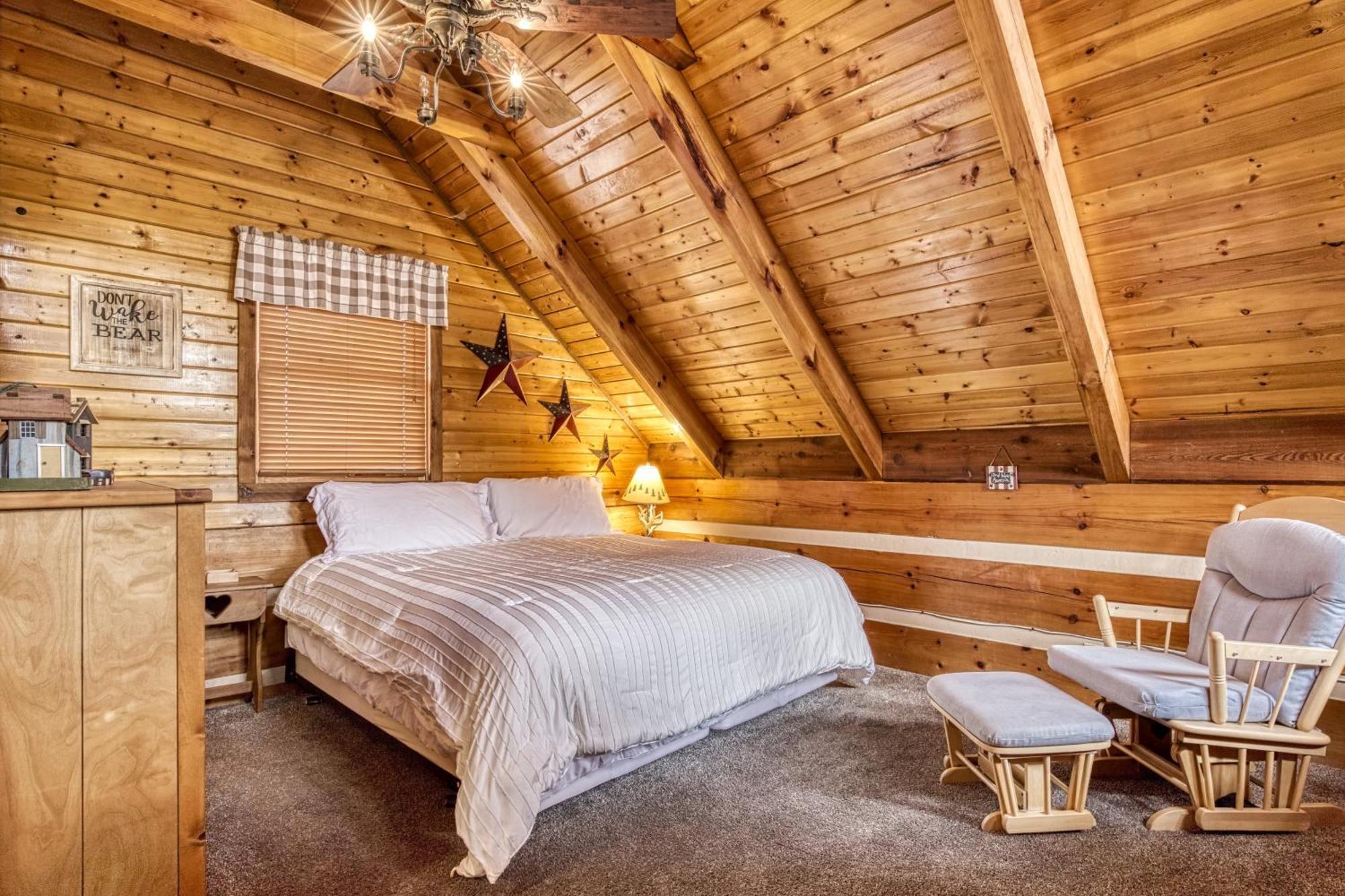 Fantastic Pet Friendly Cabin, Hot Tub, Fire Pit Sevierville Extérieur photo