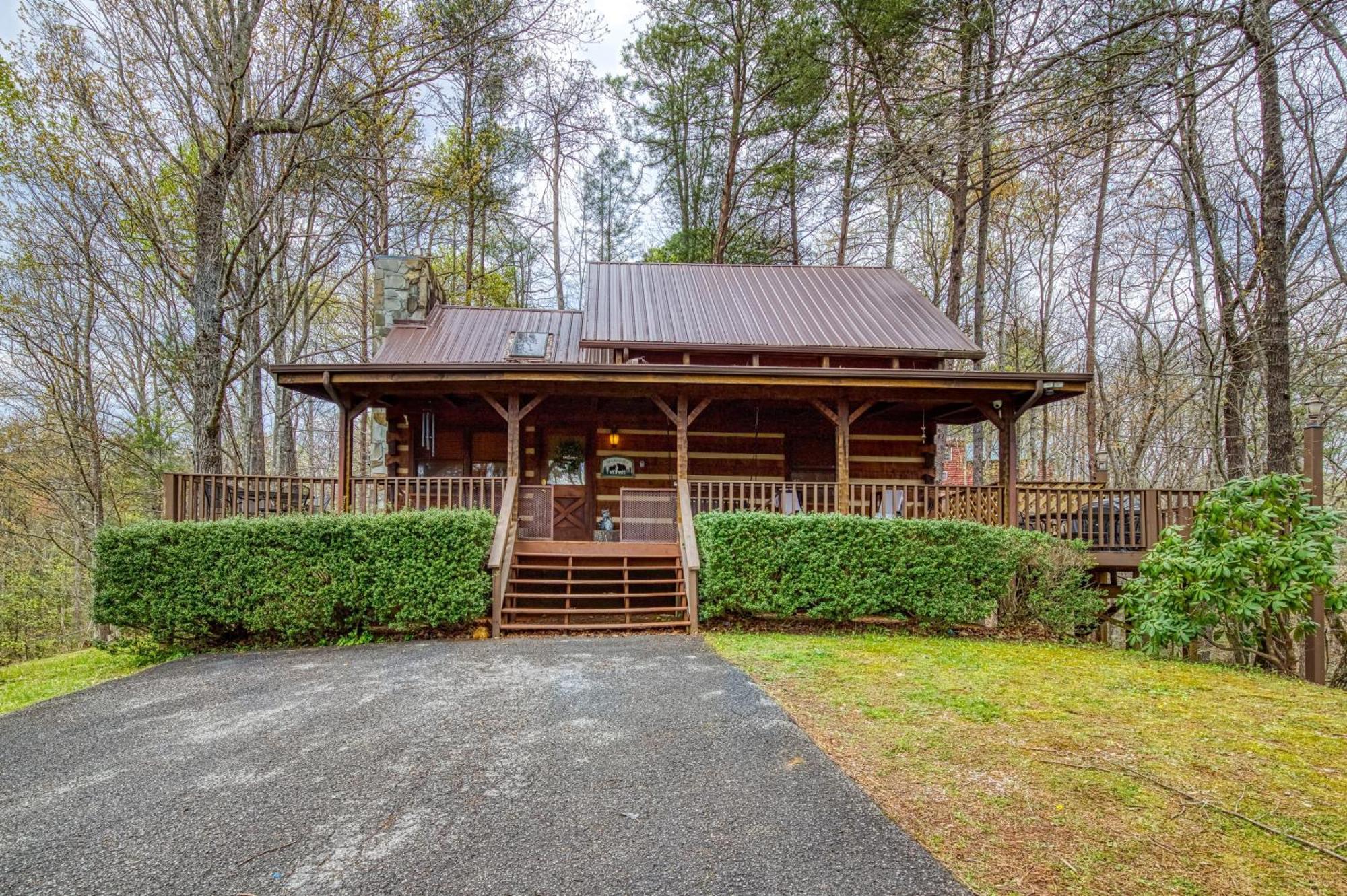 Fantastic Pet Friendly Cabin, Hot Tub, Fire Pit Sevierville Extérieur photo